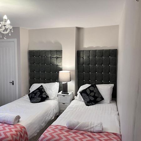The Railway Apartments Haydon Bridge Bagian luar foto